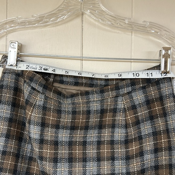 Vintage J. Crew Plaid Brown and Gray Women's sz 6 wool miniSkirt - Picture 4 of 6
